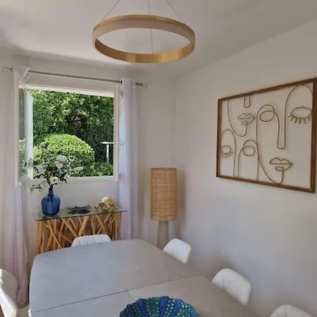 4 Etoiles, Moana , A 50 M ,ete Du Samedi Au Samedi *