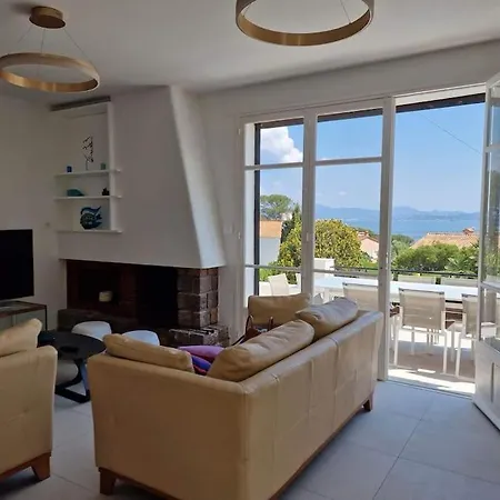 4 Etoiles, Moana , A 50 M ,ete Du Samedi Au Samedi * Saint-Peïre-sur-Mer