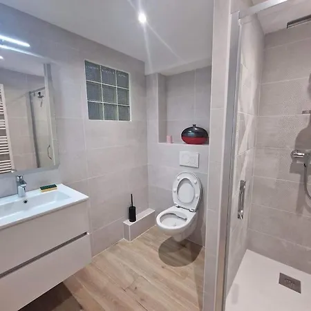 Villa 4 Etoiles, Moana , A 50 M ,ete Du Samedi Au Samedi *