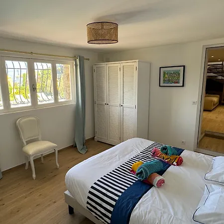 Villa 4 Etoiles, Moana , A 50 M ,ete Du Samedi Au Samedi *